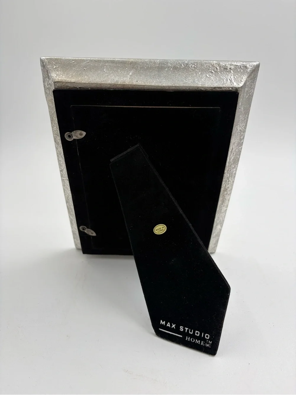 N/A elegant silver
